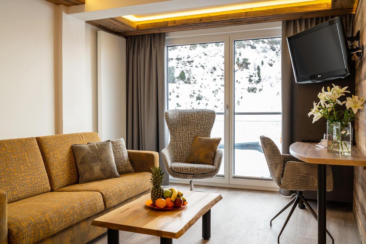 Sporthotel Snowwhite Obertauern Bagian luar foto